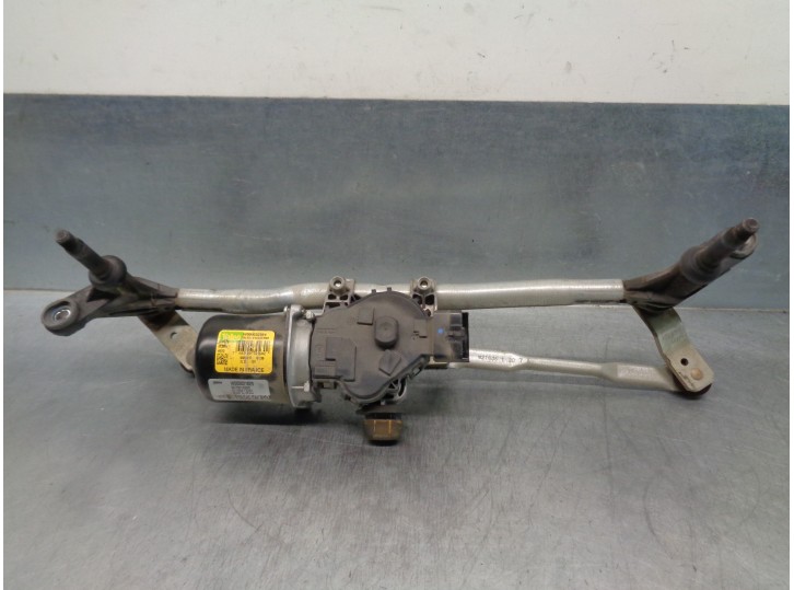 Replacement front wiper motor for Citroën C-Elysée 1.2 12V VTi OEM IAM reference 9675018280 W000021829 VALEO