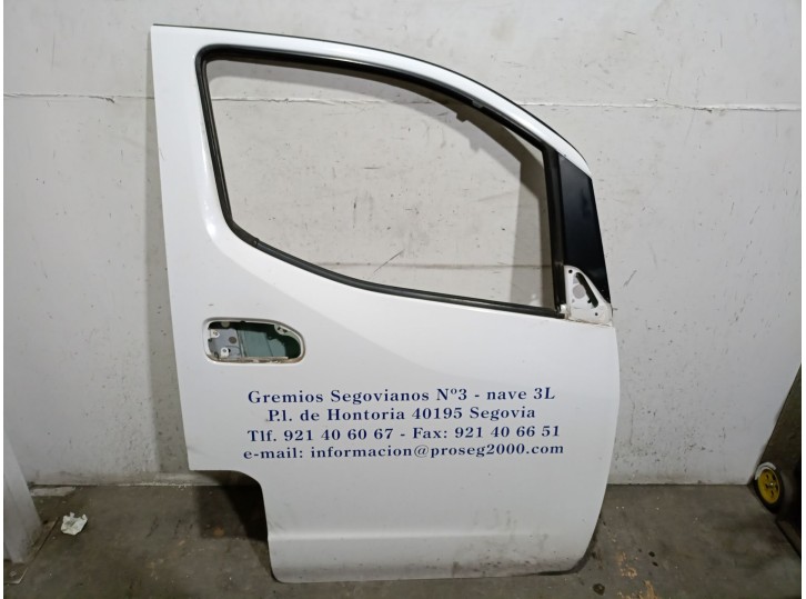 Replacement front right door for Nissan NV200 Van 1.5 dCi 85 (M20, M20M) OEM IAM reference 80100JX00A 80100JX00A