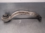 Replacement front right lower suspension arm for Volkswagen Passat Saloon (3B3) 2.5 V6 TDI OEM IAM reference 8E040