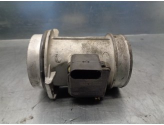 Replacement mass air flow sensor for Volkswagen Passat Saloon (3B3) 2.5 V6 TDI OEM IAM reference 059906461M 8ET00914245 HELLA