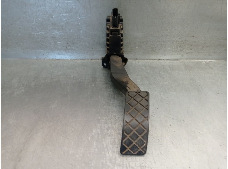 Recambio de potenciometro pedal para audi a3 limousine (8vs, 8vm) 1.6 tdi referencia OEM IAM 5Q1723503H 5Q1723503H 6PV01062111