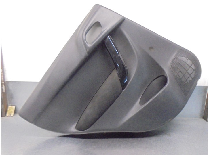 Recambio de guarnecido puerta trasera izquierda para citroën c3 ii 1.4 referencia OEM IAM 96835052ZD 41796M 