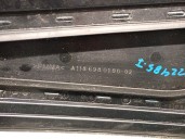 Recambio de molduras delanteras para mercedes-benz cla (c118) cla 200 d (118.312) referencia OEM IAM A1186980100 A1186900901 