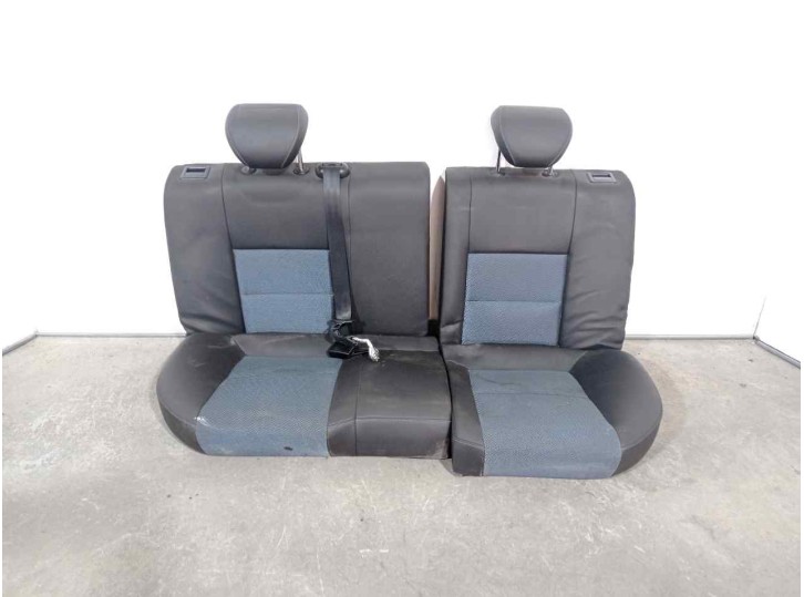 Recambio de asientos traseros para seat ibiza (6j5) referencia OEM IAM 4699419 TELA AZUL Y NEGRA 5 PUERTAS