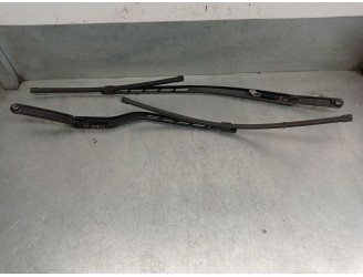 Recambio de brazo limpia delantero derecho para audi a3 (8p1) 2.0 tdi 16v referencia OEM IAM 8P1955408A 8P1955407A 