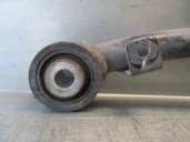Recambio de brazo suspension superior trasero derecho para ssangyong rodius 2.0 td cat referencia OEM IAM 