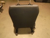 Recambio de asiento delantero derecho para mazda 2 lim. (de) 1.3 active (3-ptas.) referencia OEM IAM D6518813163 D6518813163 