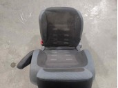 Replacement right front seat for Citroën Berlingo 1.6 16V HDI OEM IAM reference 8906TW BLACK AND BLUE FABRIC 5 DOORS