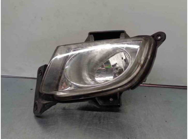 Recambio de faro antiniebla izquierdo para hyundai i30 1.6 cat referencia OEM IAM 922012L000  