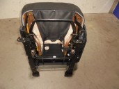 Recambio de asientos trasero izquierdo para toyota verso 2.0 d-4d cat referencia OEM IAM TELA NEGRA Y GRIS 5 PUERTAS