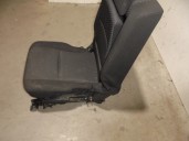 Recambio de asiento trasero medio para toyota verso 2.0 d-4d cat referencia OEM IAM TELA NEGRA Y GRIS 5 PUERTAS
