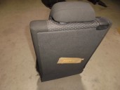 Recambio de asiento trasero medio para toyota verso 2.0 d-4d cat referencia OEM IAM TELA NEGRA Y GRIS 5 PUERTAS