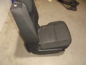 Recambio de asientos trasero derecho para toyota verso 2.0 d-4d cat referencia OEM IAM TELA NEGRA Y GRIS 5 PUERTAS