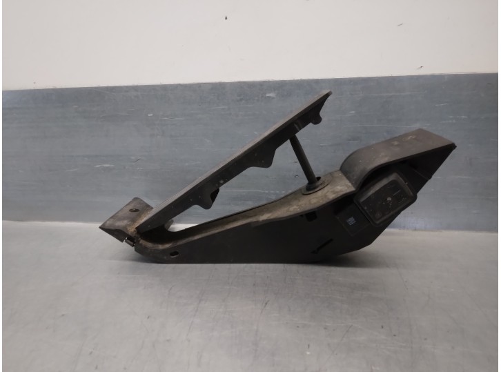 Recambio de potenciometro pedal para bmw x3 (e83) 3.0 turbodiesel cat referencia OEM IAM 35426772645  