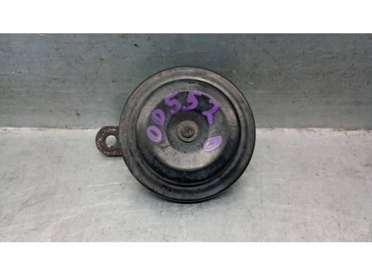 Recambio de claxon para mercedes-benz clase s (w126) berlina+coupe sec 560 referencia OEM IAM A0035422720 A0035422720 