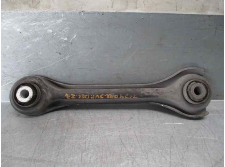 Recambio de brazo suspension superior trasero izquierdo para mercedes-benz clase c (w201) berlina 2.3 referencia OEM IAM A210350
