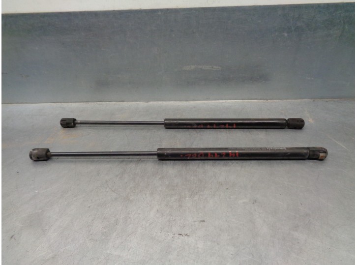 Recambio de amortiguadores capo para chrysler jeep cherokee (kj) 2.8 crd cat referencia OEM IAM 55360411AB 