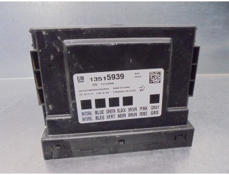 Recambio de modulo electronico para opel corsa e selective referencia OEM IAM 13515939 F00HJ01694 BOSCH