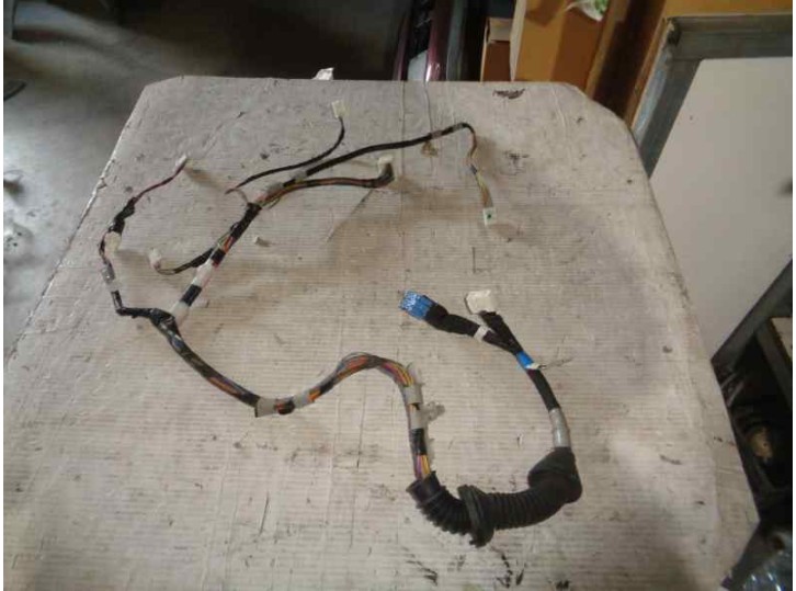 Recambio de cableado para toyota auris 1.4 turbodiesel cat referencia OEM IAM 8215202C40 