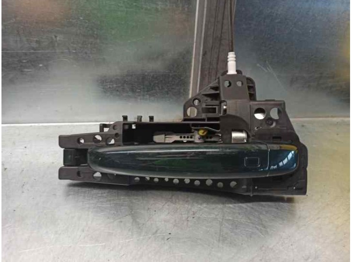 Recambio de maneta exterior delantera derecha para audi a4 ber. (b8) 2.0 16v tfsi referencia OEM IAM 8T0837886B 