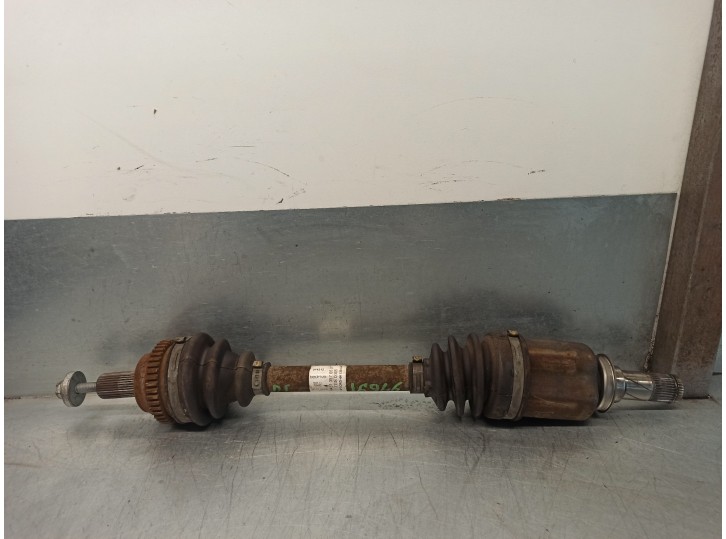 Recambio de transmision delantera izquierda para smart coupe 1.0 cat referencia OEM IAM A4513570501  