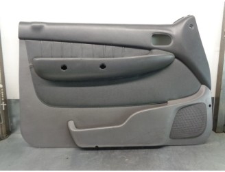 Replacement left front door trim panel for Ford Ranger (EQ) 2.5 12V TD CAT OEM IAM reference UH71684NI 