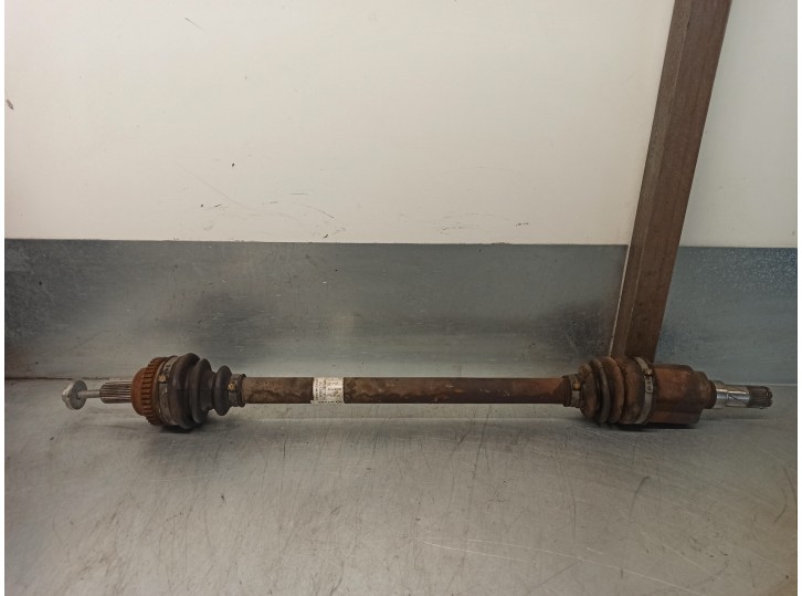 Recambio de transmision delantera derecha para smart coupe 1.0 cat referencia OEM IAM A4513570601  