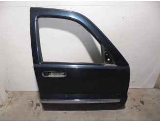 Replacement front right door for Chrysler Jeep Cherokee (KJ) 2.8 CRD CAT OEM IAM reference 55176890AI TEAL GREEN 5 