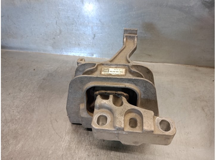 Recambio de soporte motor derecho para seat leon (5f1) 1.4 16v tsi referencia OEM IAM 5Q0199262BE  