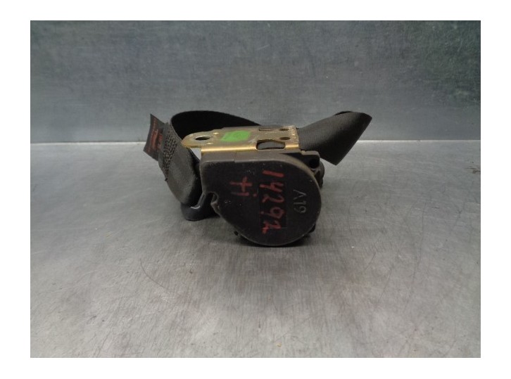 Recambio de cinturon seguridad trasero izquierdo para citroën saxo 1.5 diesel referencia OEM IAM 7433093  3 PUERTAS