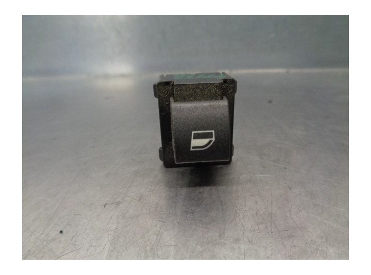 Recambio de mando elevalunas trasero izquierdo para bmw serie 7 (e65/e66) 3.0 turbodiesel cat referencia OEM IAM 8379597 