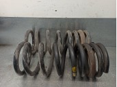 Replacement suspension spring for Kia Carnival II 2.9 CRDi CAT OEM IAM reference 0K55228010A 