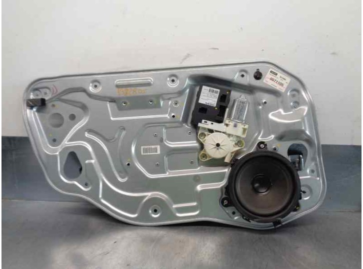 Recambio de elevalunas delantero izquierdo para volvo v50 familiar 2.0 diesel cat referencia OEM IAM 30710151 46 PINES 5 PUERTAS