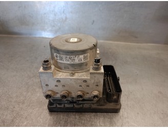 Replacement ABS unit for SEAT León (5F1) 1.4 16V TSI OEM IAM reference 5Q0614517CT 10022012424 ATE