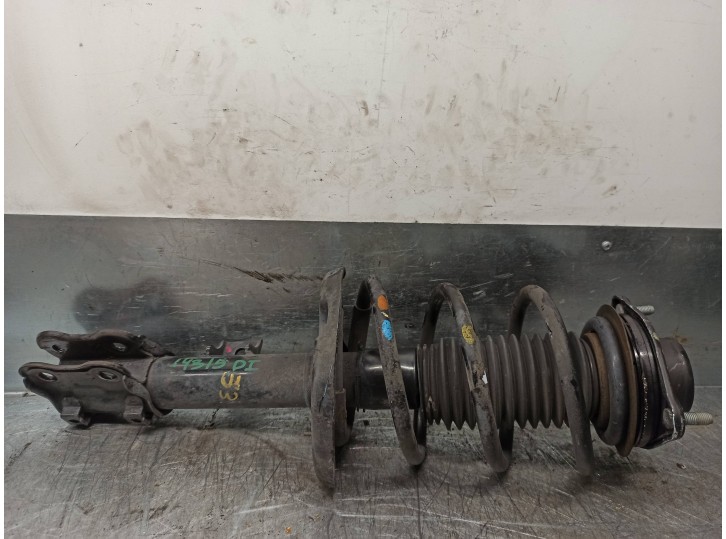Replacement front left shock absorber for Hyundai i40 1.7 CRDi CAT OEM IAM reference 546513Z900 