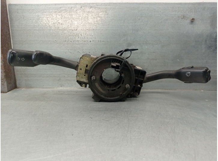 Recambio de mando luces para audi a4 b5 (8d2) 1.9 tdi referencia OEM IAM 4D0953513D 4D0953513D 202815 VALEO