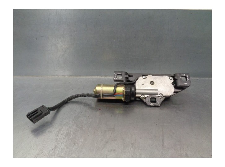 Recambio de motor cierre centralizado porton para bmw serie 7 (e65/e66) 3.0 turbodiesel cat referencia OEM IAM 7014872 