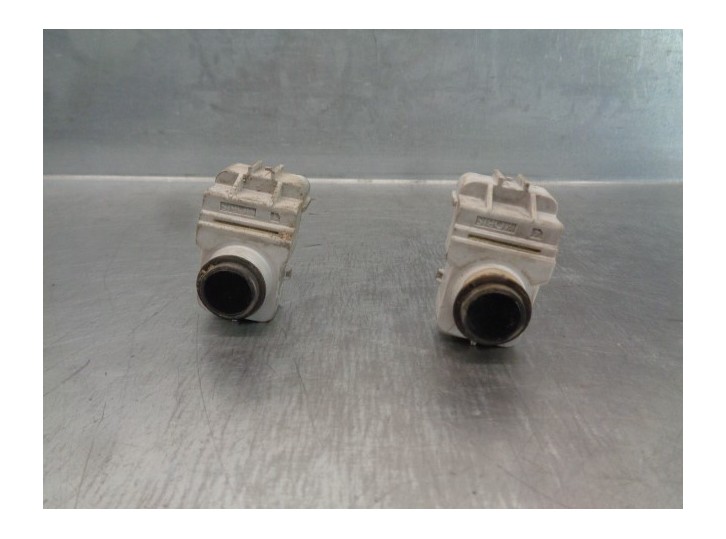 Recambio de sensor de aparcamiento para hyundai ix35 1.7 crdi cat referencia OEM IAM 957202S101 735004 