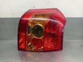 Replacement rear right tail light for Toyota Corolla (_E12_) 1.4 D (NDE120_) OEM IAM reference 8155002301 8156102300 