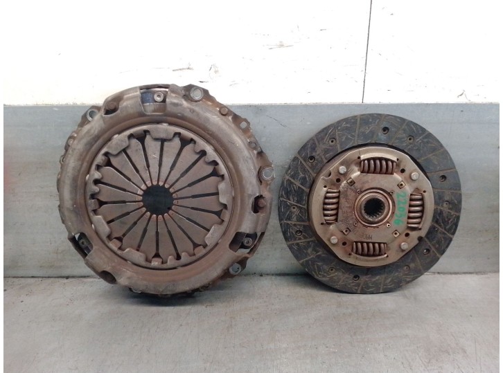 Replacement clutch kit for Citroën C2 (JM_) 1.4 HDi OEM IAM reference 2055FZ 2055FZ 
