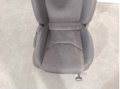 Replacement right front seat for Seat Leon (5F1) 1.4 16V TSI OEM IAM reference 5F0881375L BLACK FABRIC AND LEATHER 5 DOOR