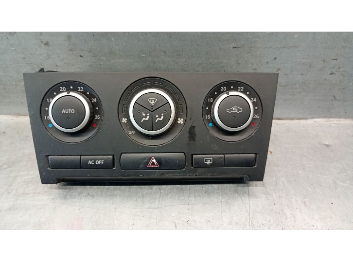 Replacement climate control switch for Saab 9-3 Station Wagon (E50) 1.9 TiD OEM IAM reference 12772891 12772891 