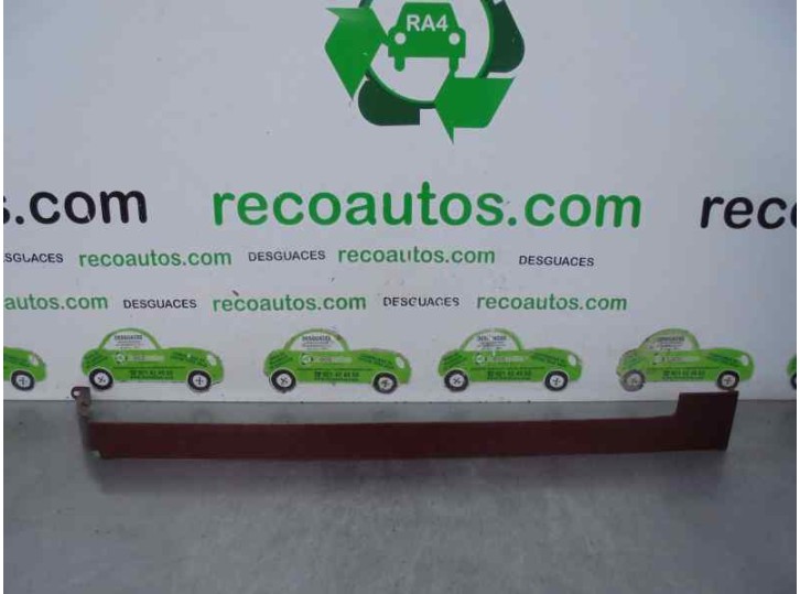 Recambio de moldura para renault kangoo 1.5 dci diesel cat referencia OEM IAM 8200440889E  