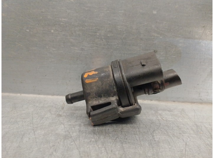 Recambio de valvula aire adicional para volkswagen golf v variant (1k5) 1.4 16v tsi referencia OEM IAM 058133459 