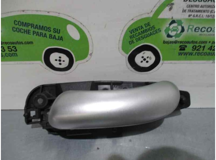 Replacement rear left interior door handle for Fiat Stilo (192) 1.9 8V JTD CAT (939A1000 / 192A8000) OEM IAM reference 
