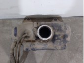 Recambio de deposito combustible para toyota yaris (_p13_) 1.5 hybrid (nhp130_) referencia OEM IAM 771000D261 770010D200 CESTA 2