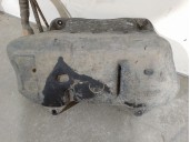 Recambio de deposito combustible para toyota yaris (_p13_) 1.5 hybrid (nhp130_) referencia OEM IAM 771000D261 770010D200 CESTA 2