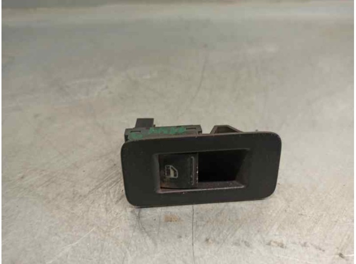 Recambio de mando elevalunas delantero derecho para volkswagen touareg (7la) 3.0 v6 tdi dpf referencia OEM IAM 7L6959851A 