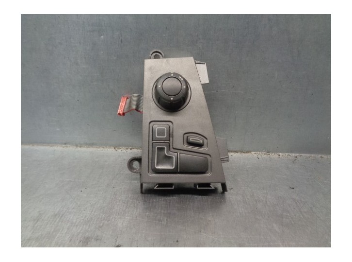 Recambio de mando asiento izquierdo para bmw serie 7 (e65/e66) 3.0 turbodiesel cat referencia OEM IAM 6918380  