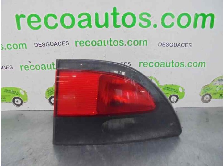 Recambio de piloto trasero izquierdo para renault megane i classic (la0) 1.6 referencia OEM IAM 7700838532 DE PORTON 4 PUERTAS